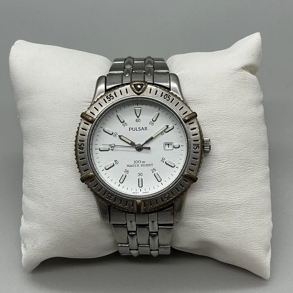 Pulsar Men Watch 40mm White Dial Silver Tone Bracelet Date V732-X177 New Batt 7